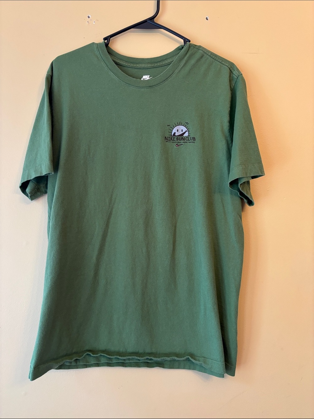Nike Olive Green Short-Sleeve Sun Club Tee
